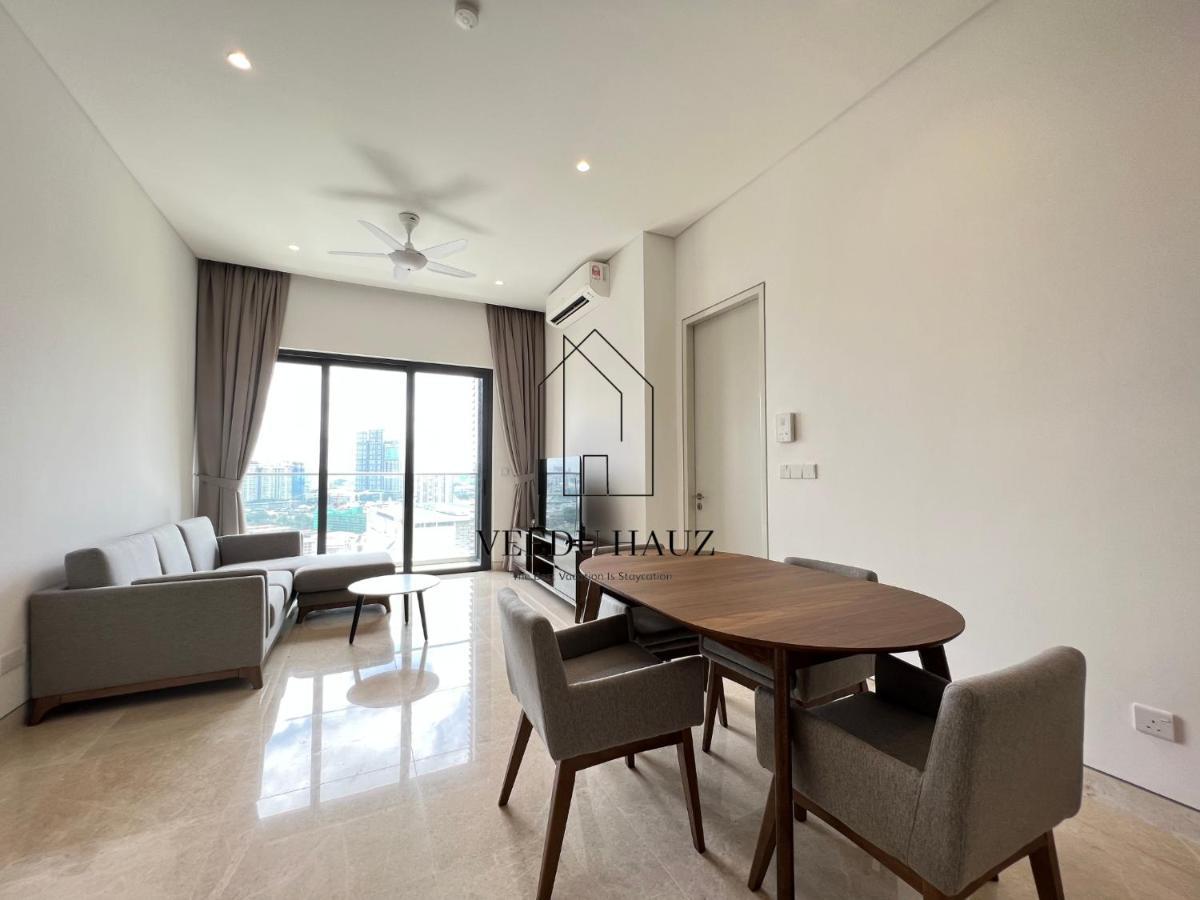 Lucentia Residences Bbcc At Lalaport Kuala Lumpur By Veedu Hauz Extérieur photo