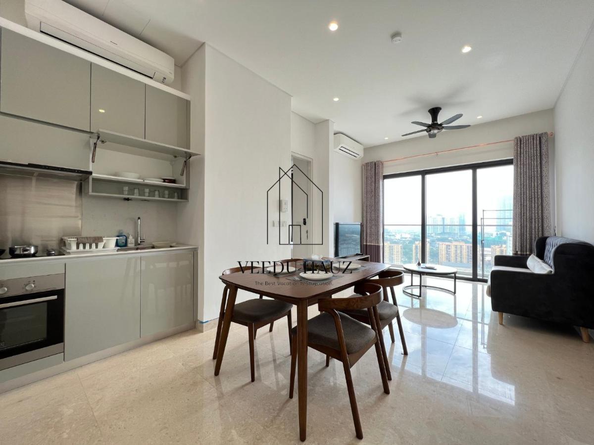 Lucentia Residences Bbcc At Lalaport Kuala Lumpur By Veedu Hauz Extérieur photo